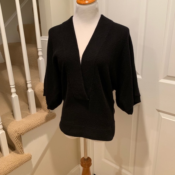 NWT Cashmere Lutz & Patmos sweater split neck
